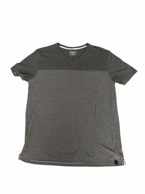 Express Men's Short Sleeve V-Neck Shirt